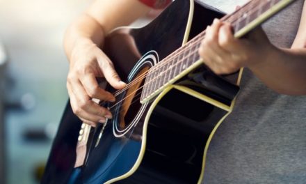 7 Best Guitar Apps Help You Better Master Guitar