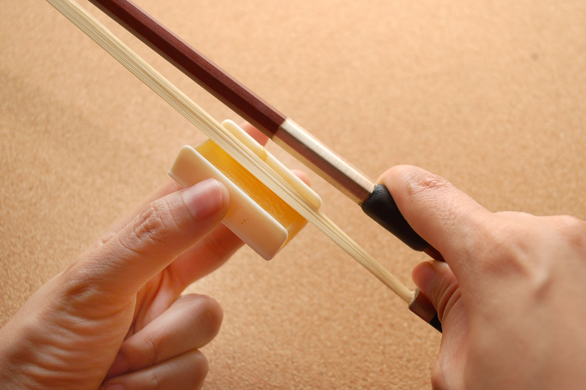 violin bow rosin prepare right process putting wikihow