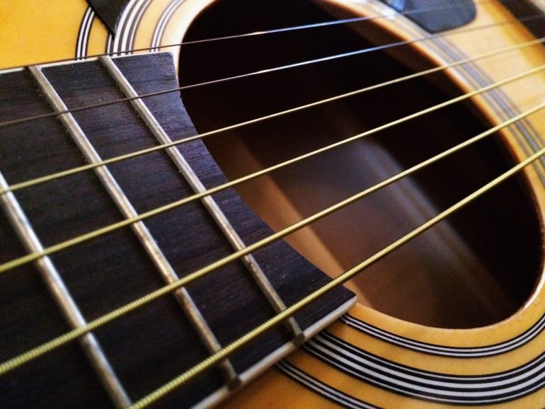 Best Acoustic Guitar Strings for Players of All Levels