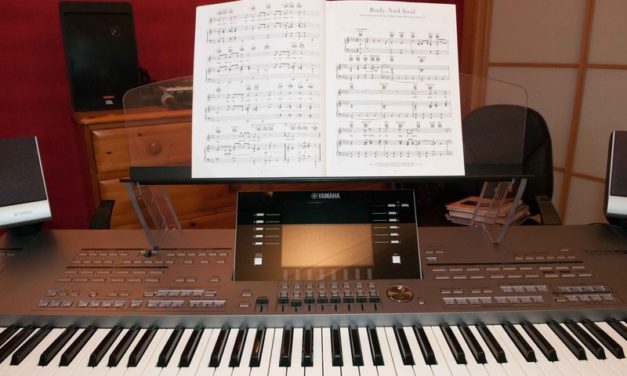 Top 10 Best Piano Books For Beginners Kids and Adults
