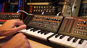 8 Best Synthesizer for Beginners