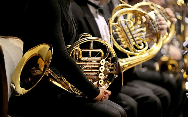 Best 8 French Horns for Beginners and Intermediate Players 2023