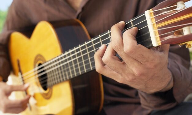 The 9 Best Nylon / Classical Guitar Strings in  2025